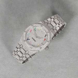 Montre de luxe légère en or rose bicolore entièrement sertie de moissanite et de quartz, style hip-hop, en acier inoxydable, étanche avec verre saphir - Product Image 2