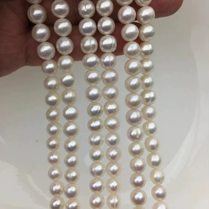 Perles d'eau douce naturelles AA Plus, blanches, 6,5-7,5x8-8,5 mm, presque rondes, forme pomme de terre, haute brillance, brin lâche, pour la fabrication de bijoux en gros - Product Image 1