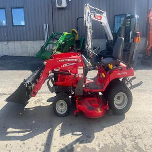 Mini Tractor de Ruedas Massey Ferguson GC1705 de 48HP/23HP con Cargador Frontal e Implementos, Entrega Rápida de Proveedores Confiables - Product Image 5