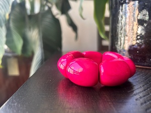 Brazalete de Resina Colorido Moderno y de Lujo para Mujer, Diseño Único, Joyería de Moda a Precio de Mayoreo para Boutique y Tienda - Product Image 6