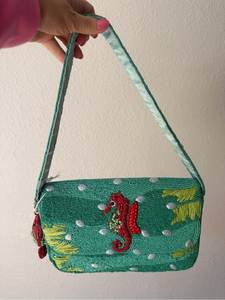 Mini sac bohème en paille brodé avec motif floral et papillon, sac d'été à fermeture à rabat pour femme - Product Image 3