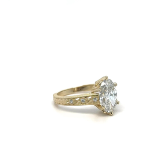 Élégante bague de fiançailles en or 14 carats avec diamant ovale de 4,30 carats de couleur D, certifié IGI, cultivé en laboratoire, pour demande en mariage - Product Image 3