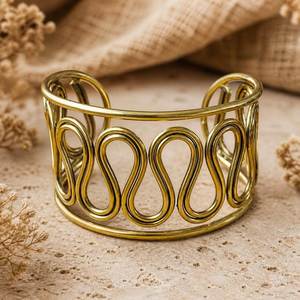 Antique Luxury Brass Cuff Retro Chunky Stack Wedding Party Festive Vintage Finished Fashion Jewelry Statement Metal <b>Bracelet</b> - Product Image 1
