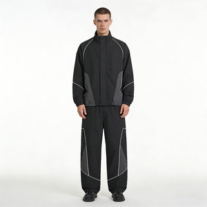Conjunto Deportivo Personalizado Cortavientos Transpirable para Deportes y Actividades al Aire Libre, Conjunto de Chándal Cortavientos Personalizado para Hombre - Product Image 5