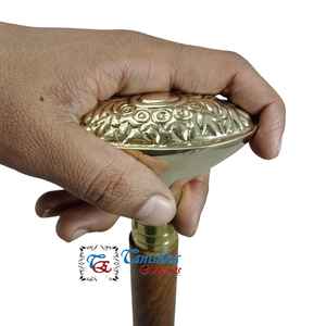 Bastón de Senderismo y Caminata Mayorista para Adultos Mayores con Mango de Latón y Punta de Goma, 98cm de Longitud, Bastón Inteligente para Exteriores - Product Image 5