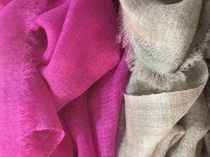 Bufanda KMB Pashmina Ultrafina Tejida a Mano, Super Cachemira para Mujer, Color Sólido, Ligera, Multiusos, Suave, para Verano - Product Image 5