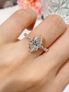 Anillo de Diamante Cultivado en Laboratorio con Corte Marquesa, Chapado en Oro de 14K, Garras de Oro de 18K, Certificado IGI, Ajustable, Joyería de Lujo para Boda o Compromiso - Product Image 2