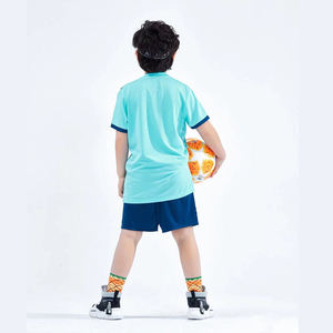 Uniformes de Fútbol Blancos Unisex al por Mayor, Conjuntos de Uniformes de Fútbol para Niños con Camiseta, Uniformes de Fútbol para Niños - Product Image 2