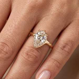 Magnifique bague solitaire en diamant taille poire de 3,02 carats, cultivé en laboratoire, avec or massif 14 carats, cadeau de surprise pour mariage ou fiançailles pour la mariée - Product Image 2