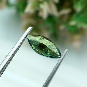 Piedra preciosa de zafiro verde azulado natural, forma marquesa, corte facetado, color verde azul, piedra suelta para la fabricación de joyas. - Product Image 5