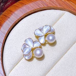 Pendientes de Perlas de Agua Dulce Naturales de 8-9 mm con Diseño Único de Flor de Cerezo Doble, Nueva Joyería de Perlas con Diseño Floral - Product Image 5