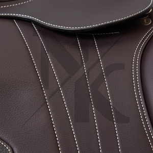 Silla de montar para salto de obstáculos de cuero vacuno premium de contacto cercano, directamente de fábrica, productos de carreras de caballos ingleses de la India - Product Image 6