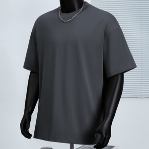 เสื้อยืดคอตตอน OEM 230gsm คุณภาพพรีเมียมสำหรับทุกเพศ พิมพ์ลาย DTG แบบพัฟฟ์ สปอร์ตแวร์ชาย แขนสั้น - Product Image 4