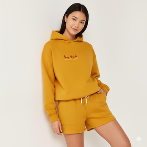 Nouvel ensemble décontracté pour femme, automne-hiver, en tricot uni, avec logo personnalisé, en polaire chaude, comprenant un sweat à capuche et un short - Product Image 1