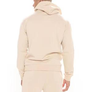 Ensemble sweat à capuche et pantalon de jogging streetwear imprimé sérigraphié en gros – Survêtements décontractés personnalisés en molleton bouclette avec pantalon évasé et coupe courte - Product Image 2