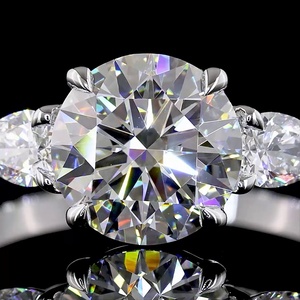 Elegante Anillo de Diamantes Redondos Brillantes de 2 Quilates, Certificado IGI, Anillos de Compromiso de 3 Piedras, Anillo de Compromiso de Diamantes Creados en Laboratorio en Oro de 14K - Product Image 3