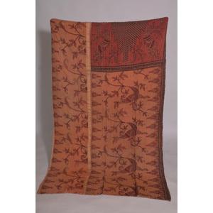 Couverture Kantha florale, jeté en coton bohème, couverture réversible vintage indienne faite à la main, couvre-lit chic pour la décoration de la maison - Product Image 1