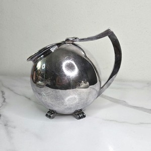 Professional Stainless Steel Beverage <b>Jug</b> With Lid Premium <b>Water</b> Serving <b>Jug</b> For Hotel Restaurant Catering And Dining - Product Image 3