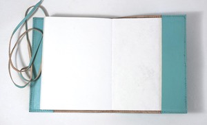 Carnet en papier de coton recyclé fait main avec couverture gaufrée authentique, couleur bleu ciel, journal en cuir de chèvre TC, fournitures de bureau - Product Image 4