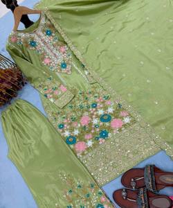 Conjunto de Diseño con Bordado y Lentejuelas Hecho a Mano, Top, Pantalón Palazzo y Dupatta, Ropa Festiva, Precio al por Mayor, Prenda Étnica de Algodón Lavable a Máquina - Product Image 3