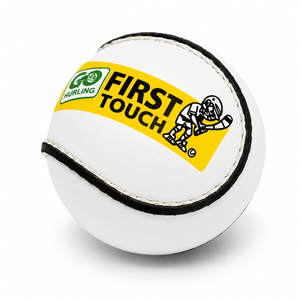 ลูกฮัลลิ่งแบบมืออาชีพ First Touch Sliotar พิมพ์ลายตามสั่ง ผู้ผลิต OEM ODM Janoon Sports JHB-7659 เส้นผ่านศูนย์กลาง 69-72 มม. - Product Image 2