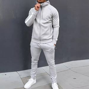 Ensembles de survêtements de sport 2 pièces à la mode pour hommes Costumes de survêtement de conception personnalisée Écologique Top demandé Approvisionnement en vrac personnalisé - Product Image 6