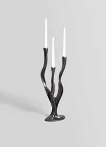 Candélabre moderne en aluminium Illume à trois bras, écologique, portable, pour activités religieuses, décoration intérieure, design durable - Product Image 2
