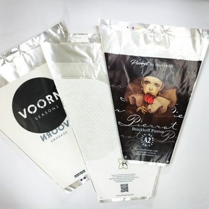 Manchons d'emballage BOPP anti-buée écologiques pour pots de fleurs et plantes, imprimés avec logos personnalisés en usine, pour les lys - Product Image 1