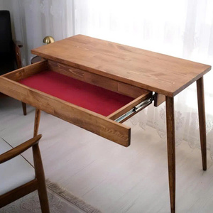 Escritorio moderno de madera maciza con estante de almacenamiento y diseño elegante para uso en oficina en casa - Product Image 6