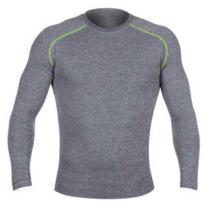 Rashguard de compression 100 % haute qualité / Matière respirante avec design imprimé par sublimation, Rashguard personnalisé pour adultes - Product Image 1