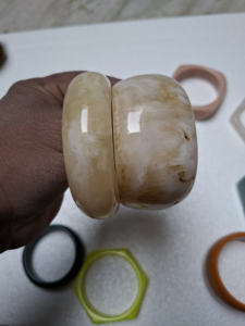 Nouveauté Bracelets en résine époxy de luxe pour femmes Fabrication en gros en Inde - Product Image 2