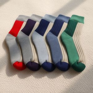 ถุงเท้าไหมพรมลายทาง คล้ายขนแพะ ทำจากอะคริลิก สีและขนาดตามสั่ง กันลื่น ระบายอากาศได้ดี นุ่มสบาย ใส่ได้ทั้งชายและหญิง เหมาะสำหรับฤดูหนาว - Product Image 2