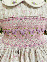 Fabricante Mayorista de Ropa, Vestido para Niñas Hecho a Mano con Diseño Floral Geométrico Morado, Estilo Inglés, Satinado, Transpirable y Ecológico