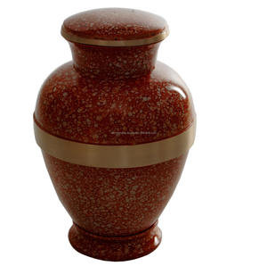 Urne de crémation décorative Beat Selling avec une finition rouge et texturée et un style de bande d'or central - Product Image 1