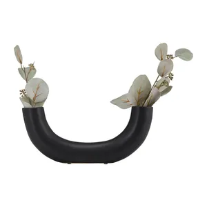 Vase à fleurs en métal doré contemporain fait main, support haut de gamme pour arrangements floraux, pour architectes, designers d'intérieur, luxe - Product Image 5