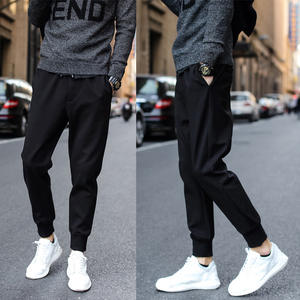 Pantalones de chándal informales de talla grande para hombre con diseño de logotipo personalizado OEM, estilo Hip Hop de invierno, antiarrugas, Parte delantera plana, ajuste holgado - Product Image 3