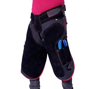 Tablier de fermeur en cuir avec ceinture réglable, doublure en maille respirante, 4 poches pour couteaux et double aimant pour le fermeurage des sabots - Product Image 2