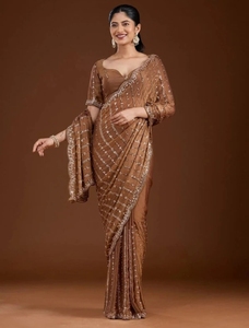Sari en organza de designer Bollywood pour femme KV, brodé et orné, infroissable, pour l'automne, avec chemisier non cousu (marron) - Product Image 1