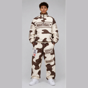 Conjunto Deportivo de 2 Piezas, Chaqueta y Pantalones Jogger, Cortavientos, Nailon, Media Cremallera, Estampado de Camuflaje, Sublimado - Product Image 6
