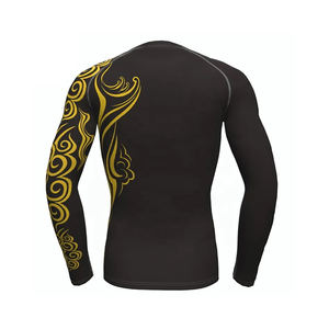 Vente en gros de rashguards personnalisés pour hommes, qualité supérieure, noirs, sublimés, imprimés par sublimation, pour Jiu Jitsu et MMA - Product Image 4