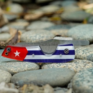Navaja de Bolsillo con Bandera Cubana, Hoja de Acero Inoxidable, Herramienta de Corte Multiusos, Borde Liso y Duradero - Product Image 4