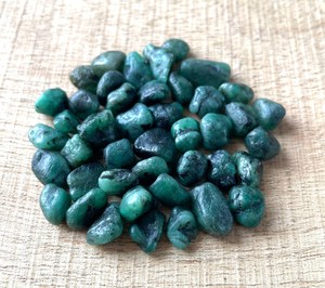 Natural Zambia Emerald Rough Gemstone Green Crystal Raw Untreated Emerald <b>Stone</b> Jewelry Making Wholesale Bulk Supply - Product Image 2