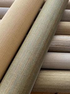 Papier peint en fibres de raphia vertes, tissé à la main, finition murale pour les espaces intérieurs résidentiels et hôteliers - Product Image 3
