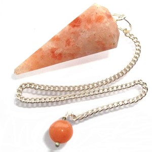 Pendule de radiesthésie en pierre de soleil naturelle pour la divination, la méditation et l'usage spirituel - Product Image 5