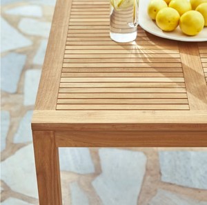 Ensemble de salle à manger d'extérieur en teck massif de qualité supérieure, table rectangulaire de patio avec 4 chaises sans accoudoirs - Product Image 4