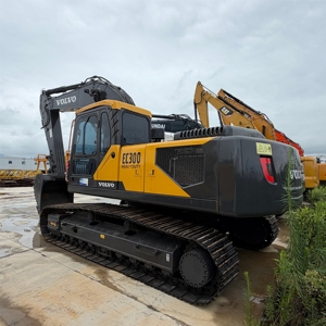 Excavatrice sur chenilles Volvo EC300 d'occasion, modèle <span class=keywords><strong>2020</strong></span>, 30 tonnes, hydraulique, avec moteur de 190 kW, pompe et godet de 1,8 m³ – Offre Export à Prix Abordable - Product Image 6