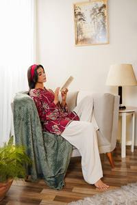 Maroon Digital Printed <b>Kurta</b> Palazzo Set Women Rayon Ethnic Wear <b>Indian</b> Pakistani Loose Fit Salwar Kameez - Product Image 4