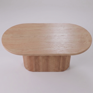 Table à manger ovale moderne en bois massif, table sur piétement cannelé, mobilier minimaliste Japandi pour la maison et les restaurants - Product Image 6