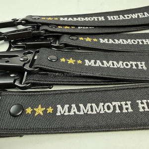 3 porte-clés personnalisés en tissu brodé avec broderie dorée, thèmes anime, moto, compagnie aérienne - Product Image 4