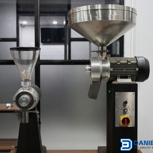 Molinillo de Café Automático Profesional Daniel Company, 3HP, Acero Inoxidable, Semiautomático, Controlado por Aplicación, Tolva de 10 kg, Venta al Por Mayor - Product Image 4